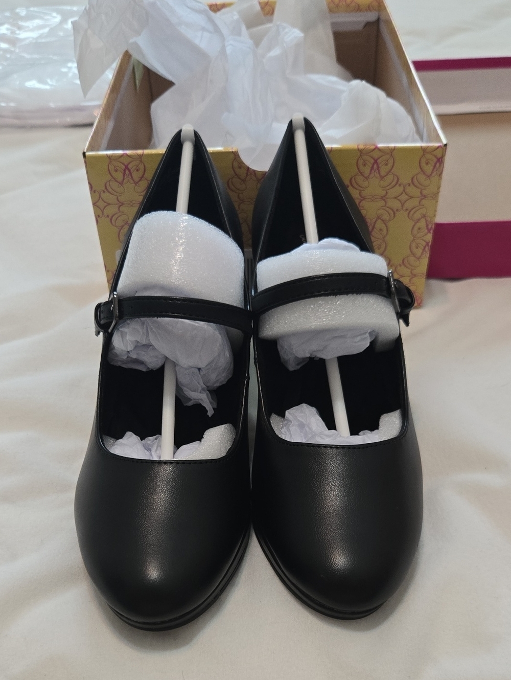 easy street Black Mary Jane Heels with Strap